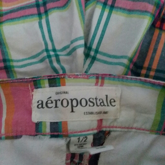 Shorts - Picture 3 of 3